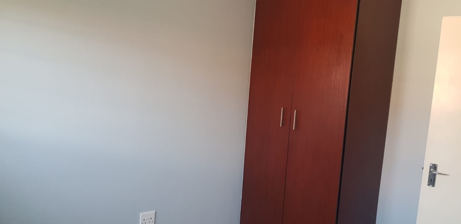 To Let 3 Bedroom Property for Rent in Waterval East North West